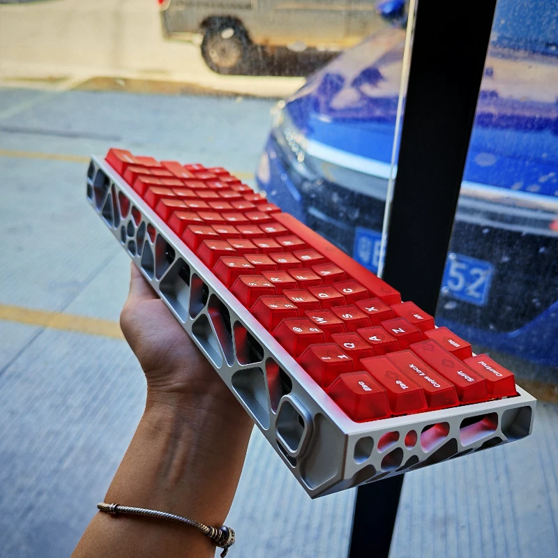 

M6Pro + клавиатура с магнитной осью, прокси-группа, трехрежимная печатная плата, плата позиционирования лампы, звуковой пакет, сэндвич, хлопковое дно, хлопковая геймера