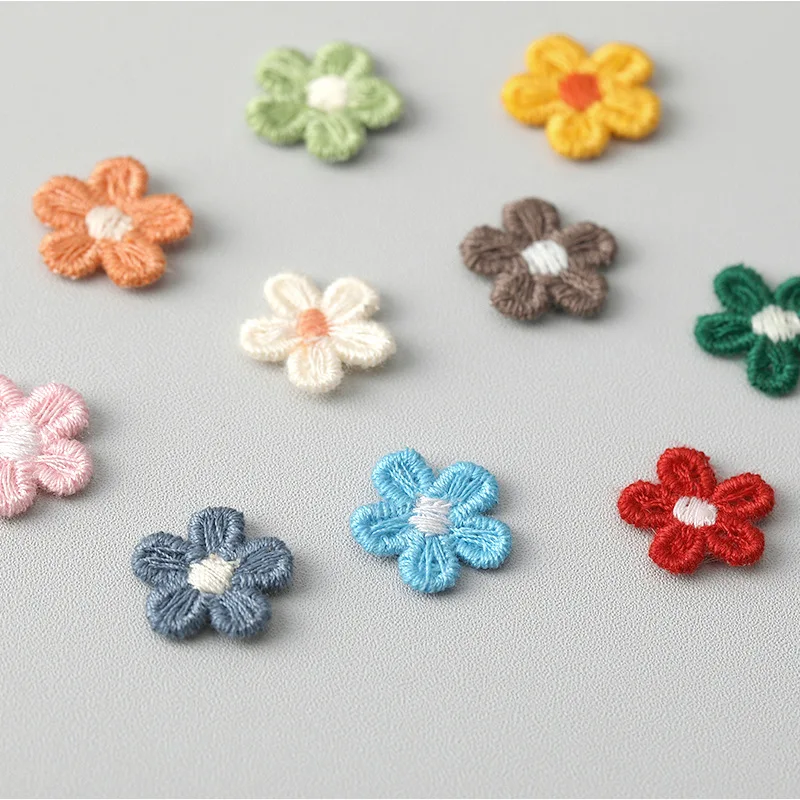 Cute Five Petal Small Flower Embroidered Fabric Patch Clothing Leggings Hair Clips Headgear Shoes Hats Clothing Accessories