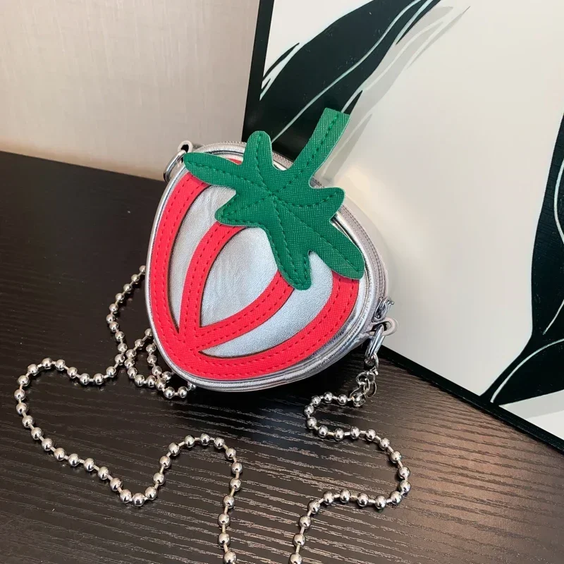 Fashionable New Color Blocked Strawberry Bag for Women Mini Versatile Coin Purse Messenger Bag Mini Lindo Нулевой Кошелек