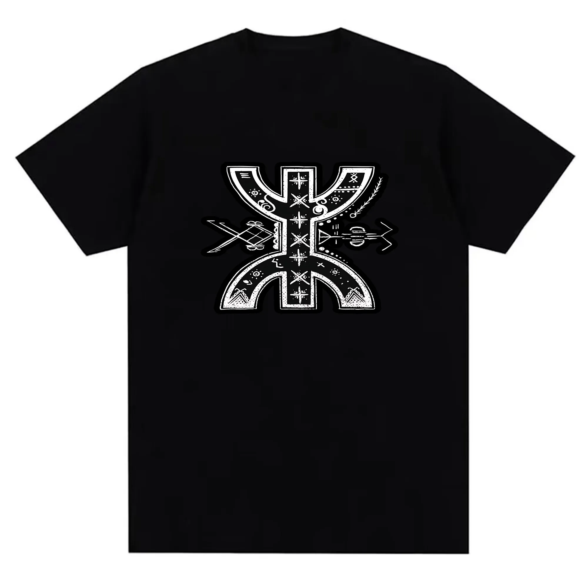 Camiseta masculina elegante com estampa de cruz preta e branca, camiseta respirável 100% algodão, streetwear casual de verão, design de cruz gráfica moderna