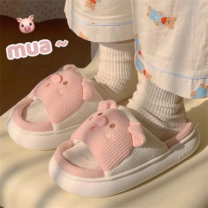 

Lovely girls platform slippers with pig pink linen shoes for women 2025 new cloud slides Beach flipflops