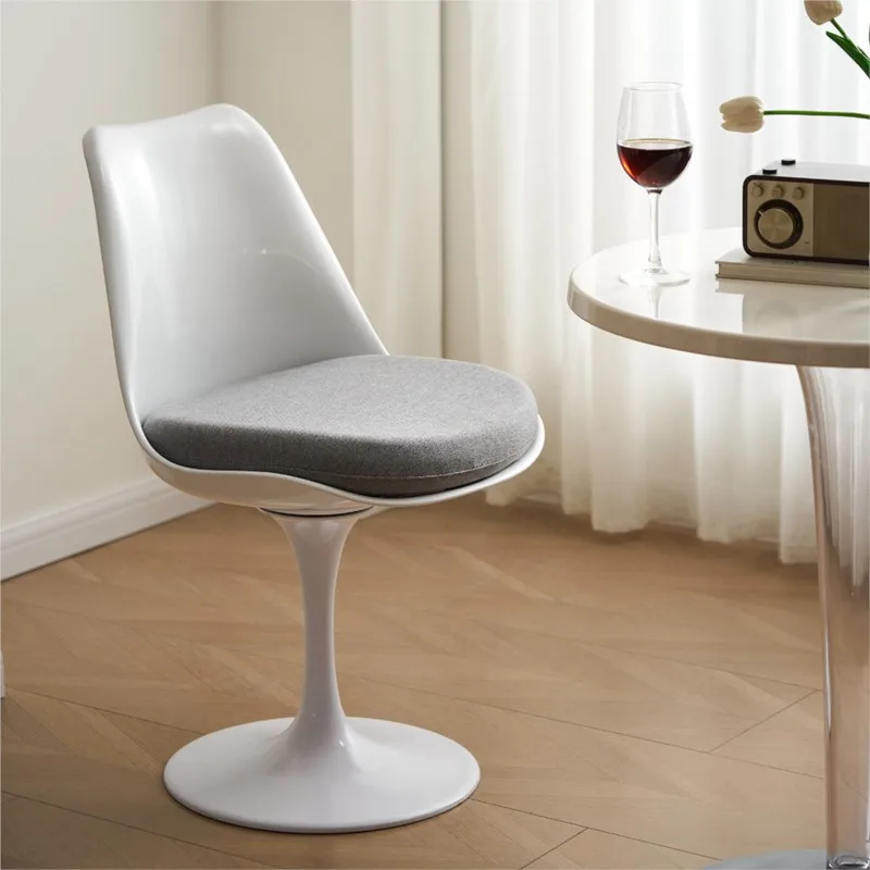 

MOMO Tulip Chair Nordic Dining Chair Home Retro Vintage Chair 360 Rotatable Internet Celebrity Computer Chair Office Chair