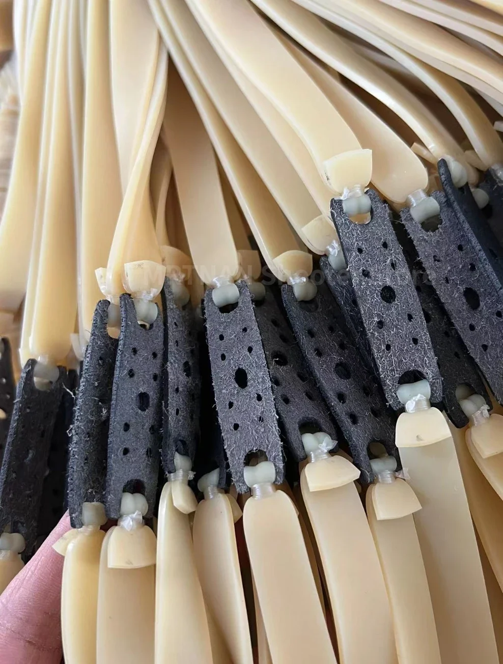 2mm Dicker Hochelastischer Gummistretch für Schleudern, Robuster Flacher Gummistretch für Outdoor-Katapult-Schießzubehör – Detail 2