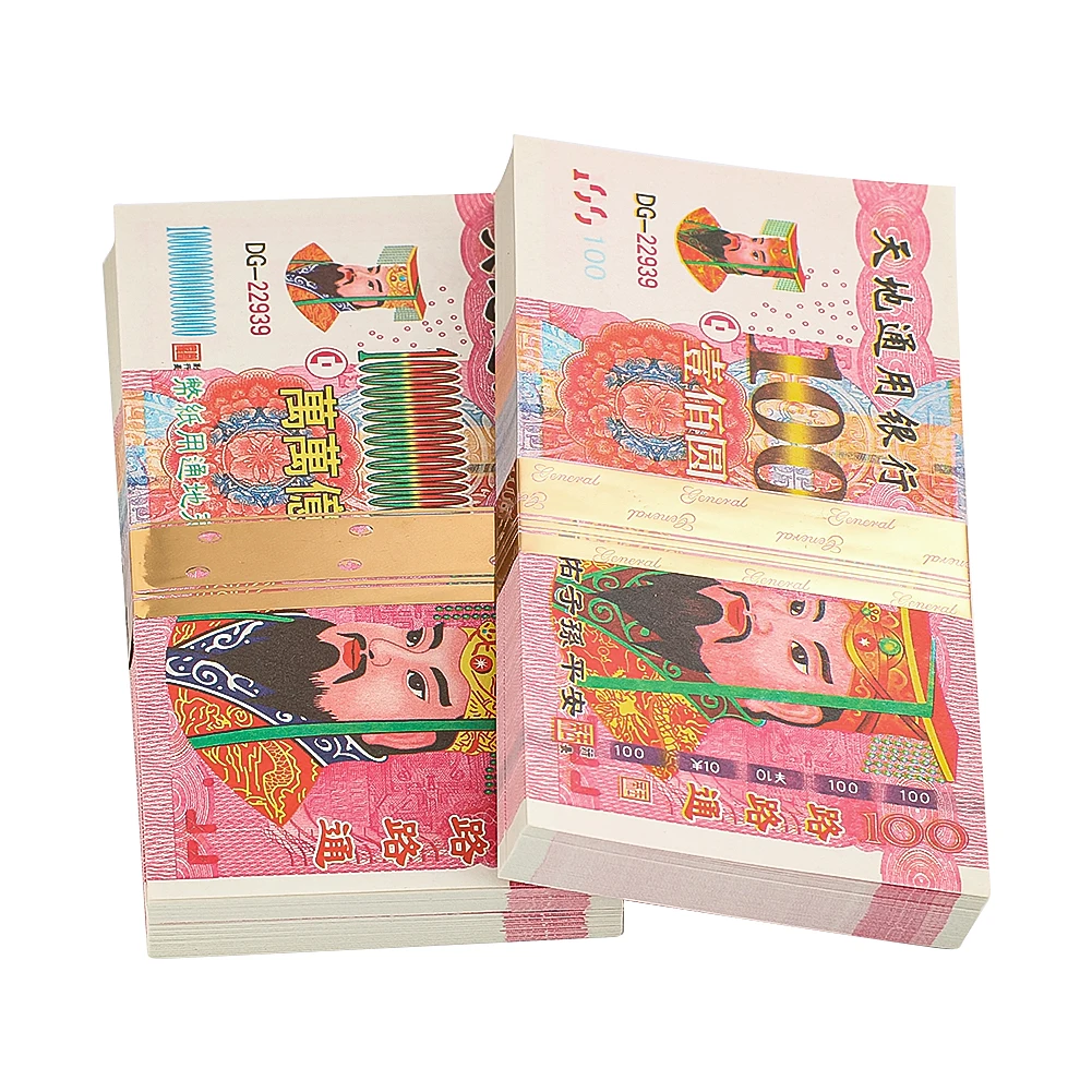 Offering 500-1000 Sheets of Ancestral Money, Gold Paper and Hell Silver Notes in Rituals To Ancestors Brings Good Luck