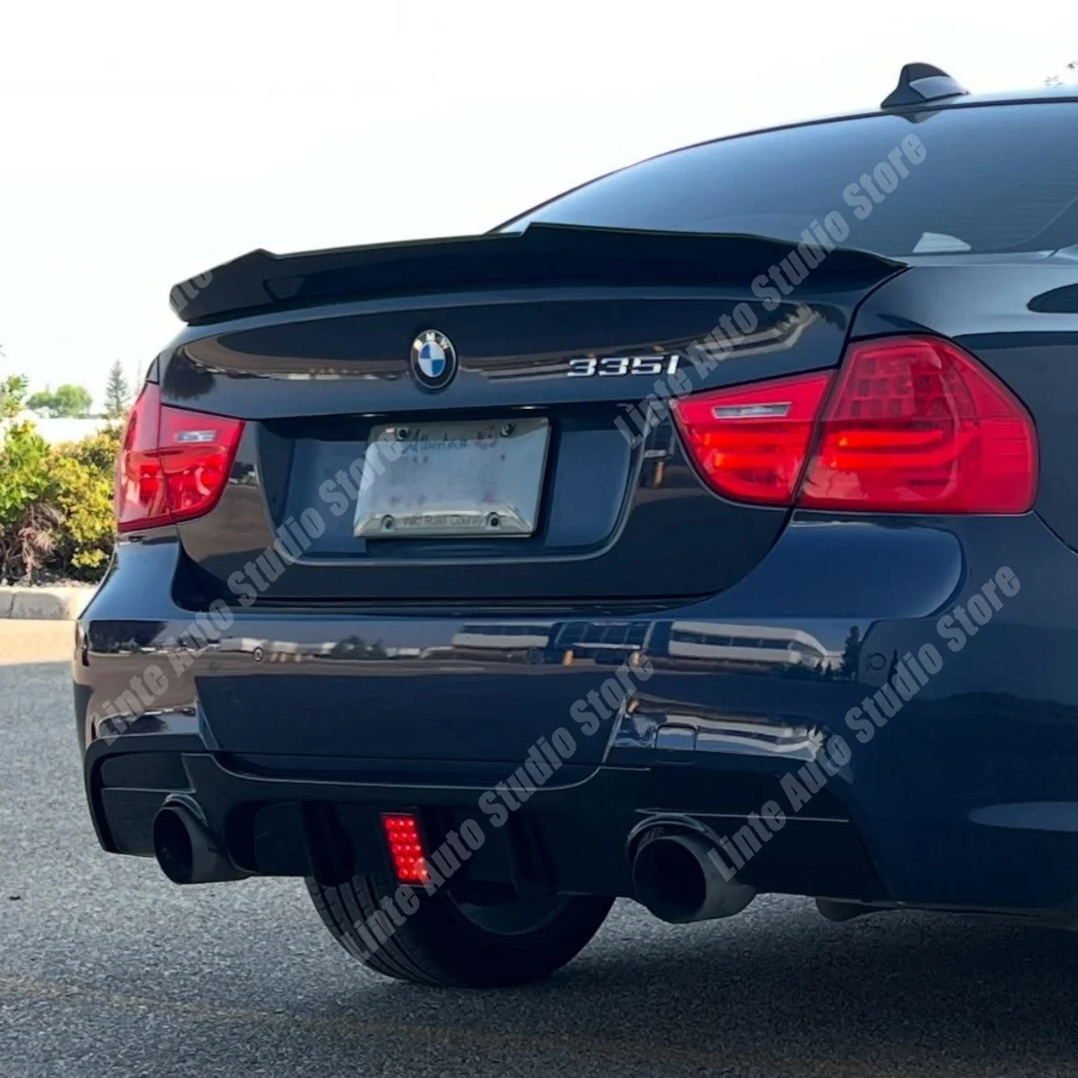 M Performance Look Gloss Black Rear Bumper Diffuser Luminous Brake Light for 2005-2012 BMW 3 Series E90 E91 M-SPORT OEM Parts