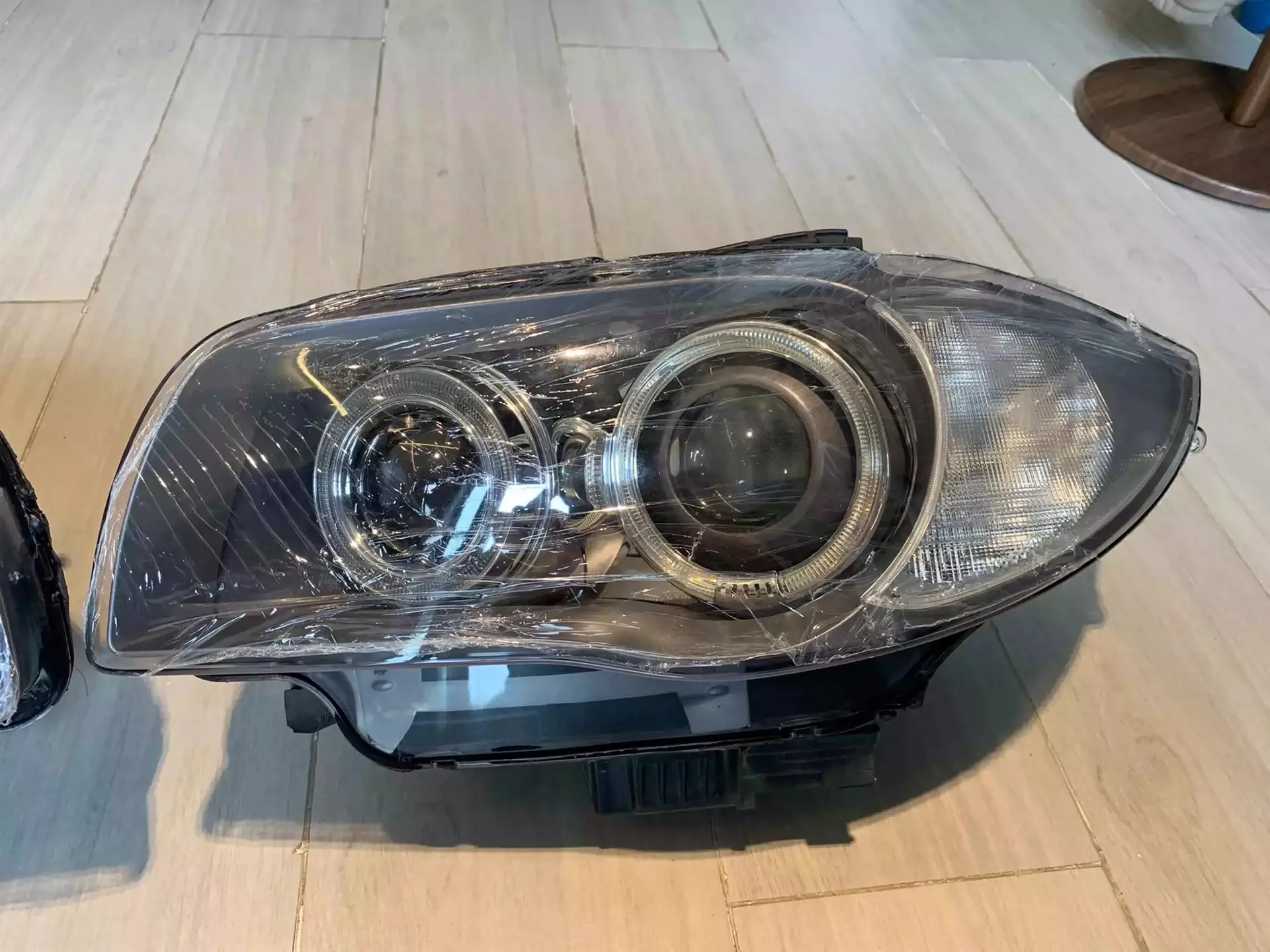 Front light Headlamp Headlight for BMW 1 series E87 E82 Angel eye DRL Daytime Running Light Turn signal