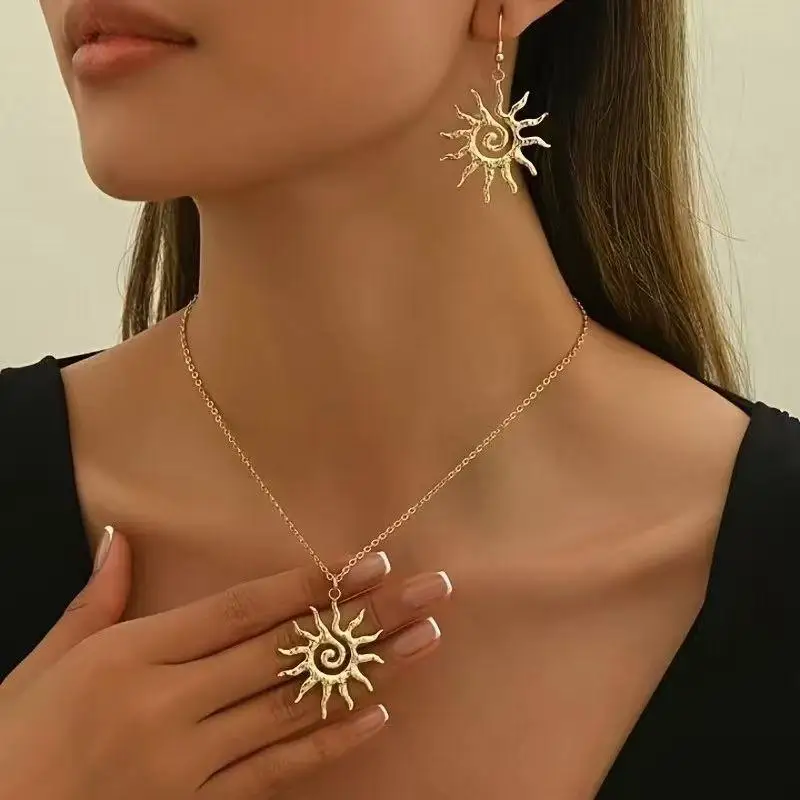 Gold Sun Pendant Necklace Earrings Set Spiral Bohemian Design Fadeless Jewelry for Girls Christmas Gift Daily Outfit Match