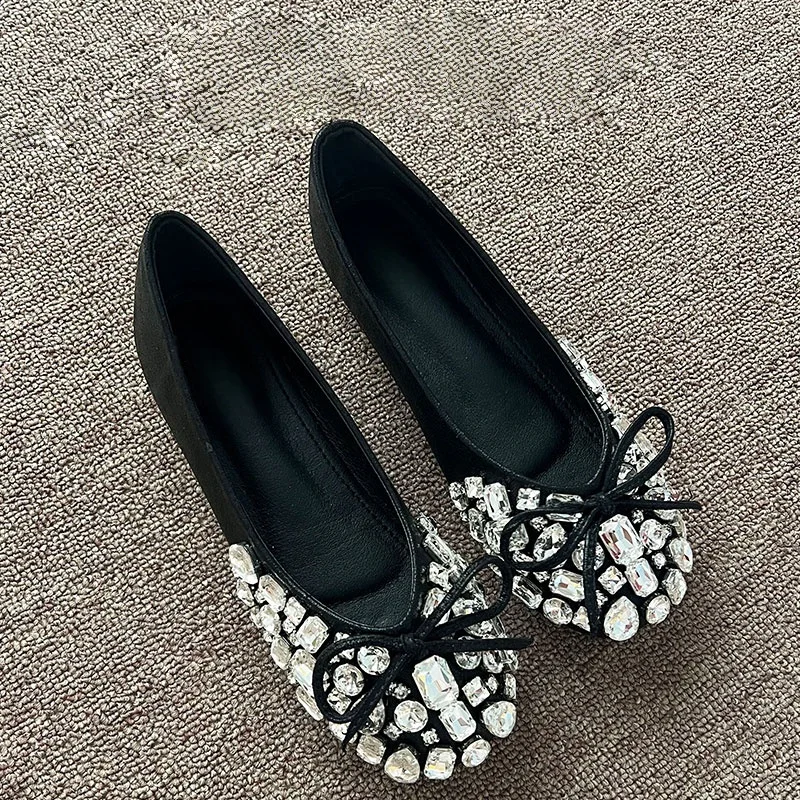 

Luxury Rhinestones Women's Low Heel Shoes Shallow Mouth Comfortable Pumps Thick Heels Ladies Dress Small Leather Shoes Size34-40