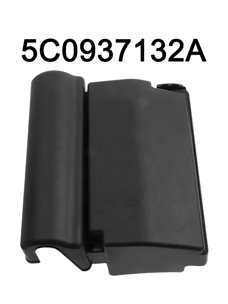 1 Pcs Car Fuse Box Relay Module Cover For Jetta 2011-2018 For Passat 2012-2022 5C0937132A Engine Parts