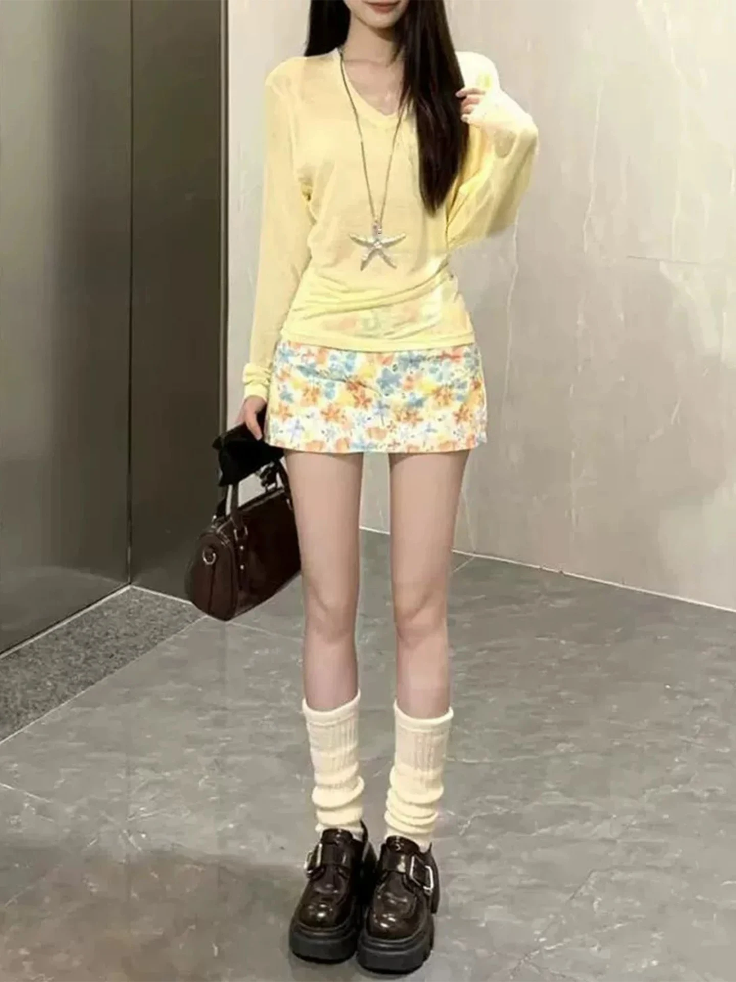 Yellow V-Neck Knitted Top And Floral Skirt Set Women's Early Autumn Sun Protection Cover up Bodycon Half Skirt Ensemble