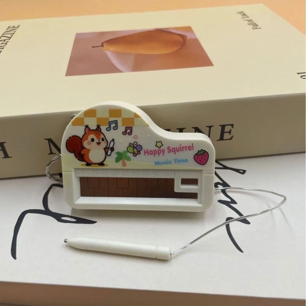 Portable Electronic Piano Keychain Novelty Cartoon Rabbit Music Sounding Keychain Penguin Built-In Sound Musical Bag Charm