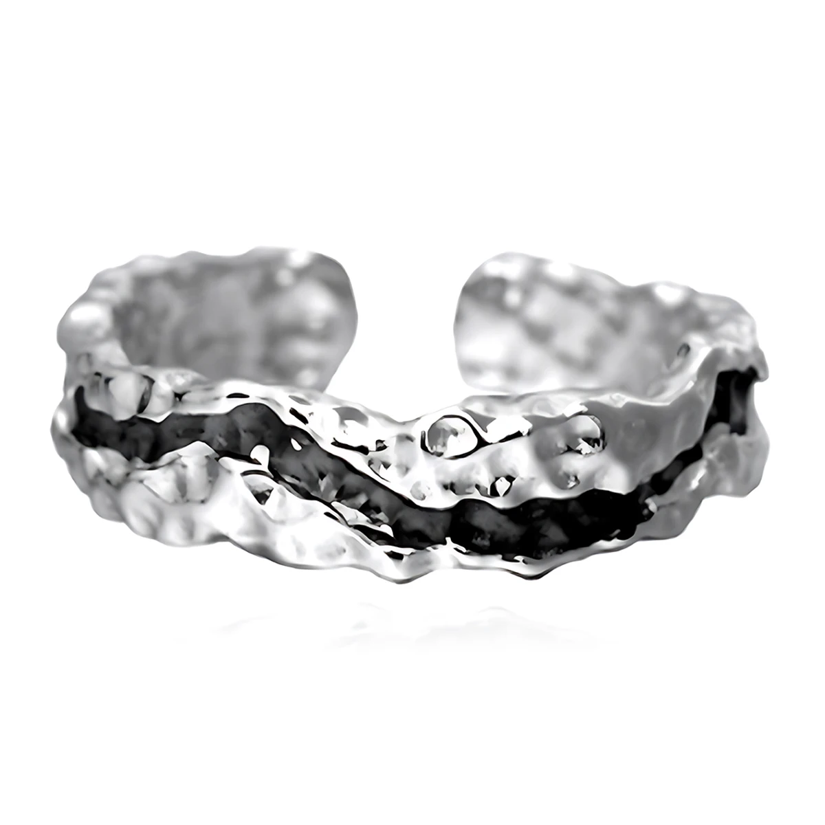 

Luxury Minimalist Black Silver Two-Tone Hammered Texture Finish Sterling Silver S925 Ring for Women Instagram-Worthy Niche Item