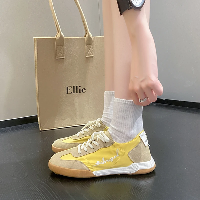 New Women Canvas Shoes Low Top Lace Up Female Sneaker Girls Students Footwear Candy Colors Summer Spring Autumn