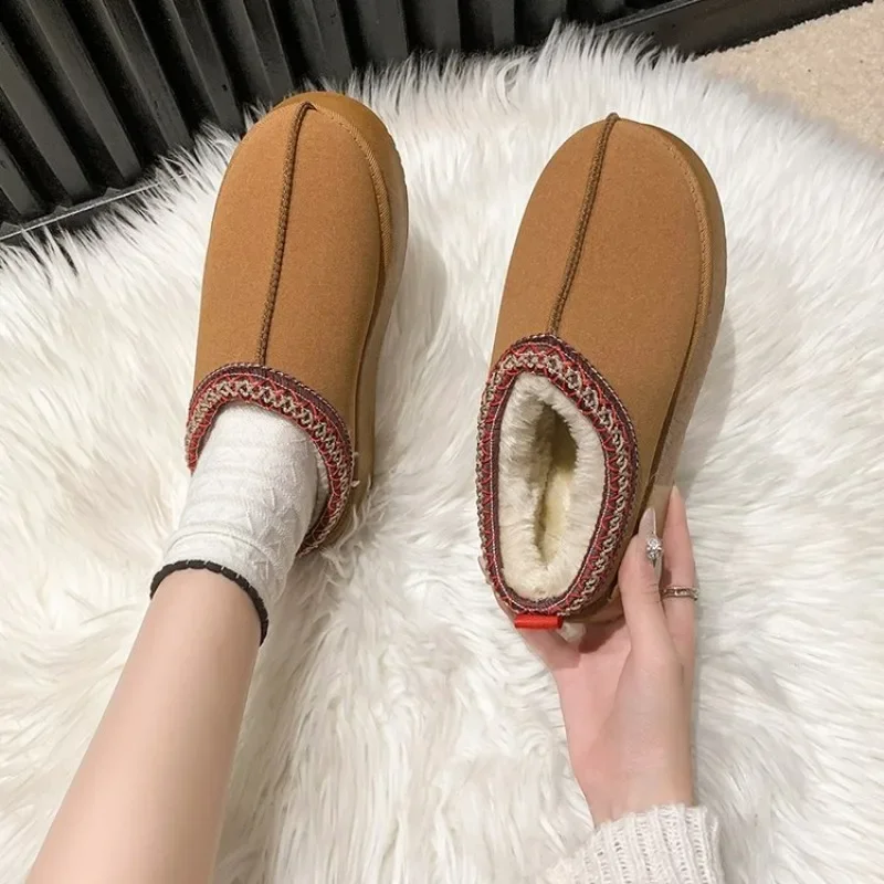 

Women 2023 New Fur Short Plush Flip Flops Platform Slippers Winter Shoes Casual Home Cotton Shoes Warm Flats Boots Mules Zapatos