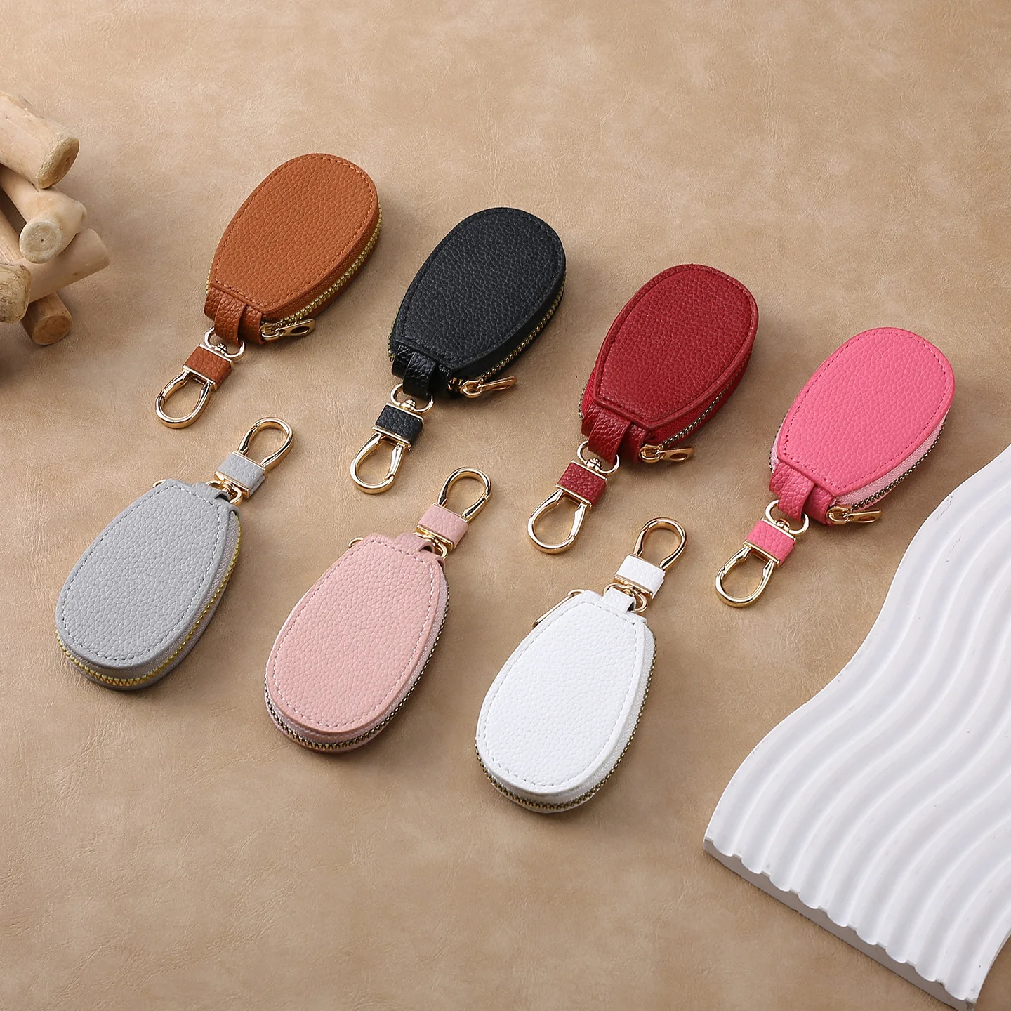1pcs Mini Auto Key Pouch Unisex Car Holder Creative Stylish Minimalist Charm Keychain