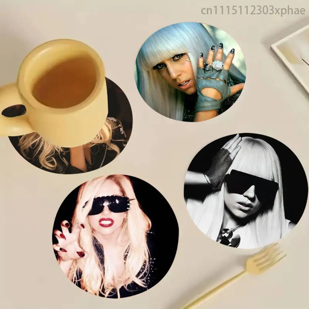 Singer L-Lady G-Gaga Anti-slip Tea Coffee Cup Pad Heat-Resistant Round Bowl Teapot Mat Home Gift