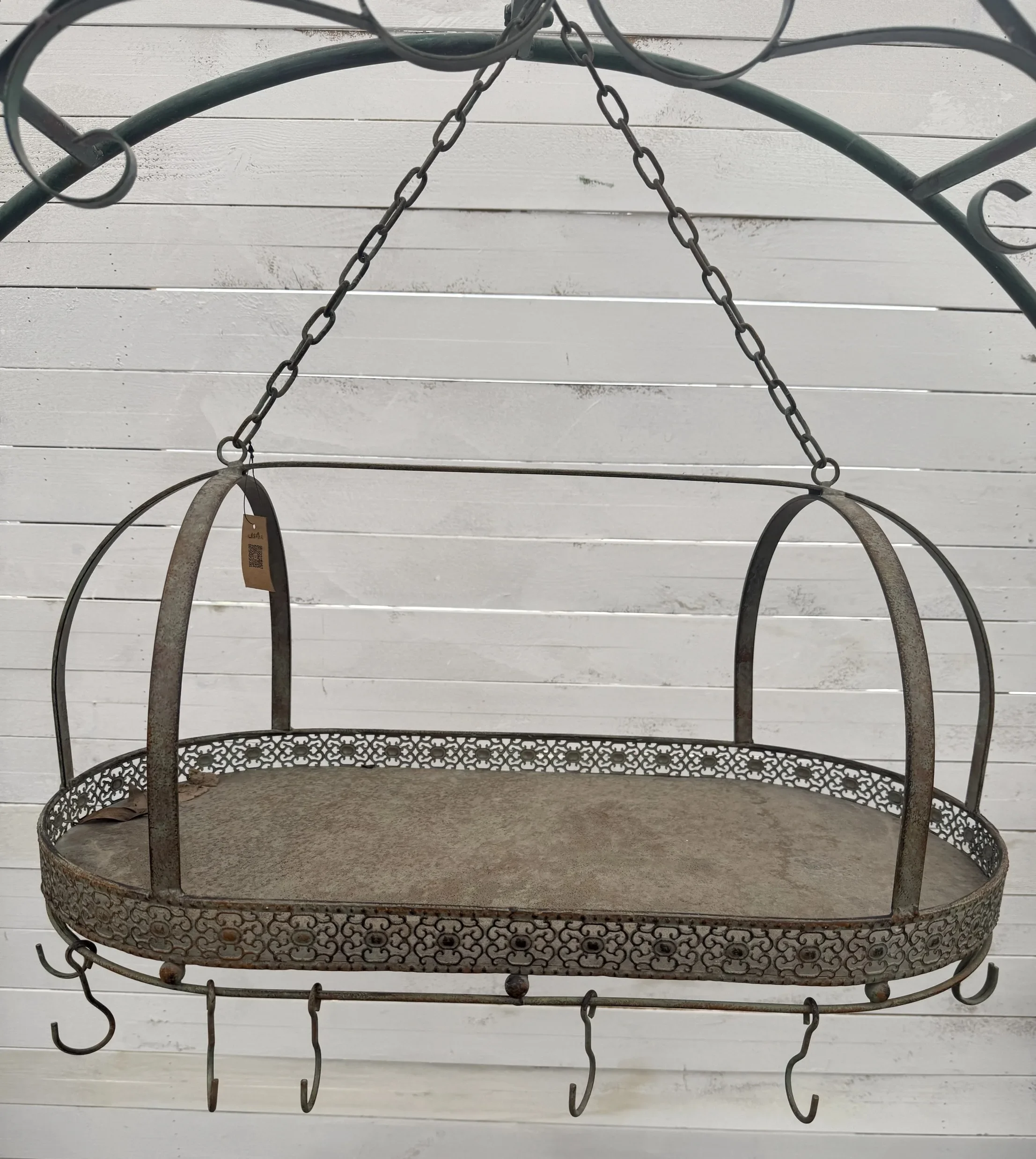 Rustic Hanging Pot Rack with Hooks, Vintage Distressed Metal Kitchen Storage Organizer, Oval Shelf with Chain, 26x13.4x29 Inches