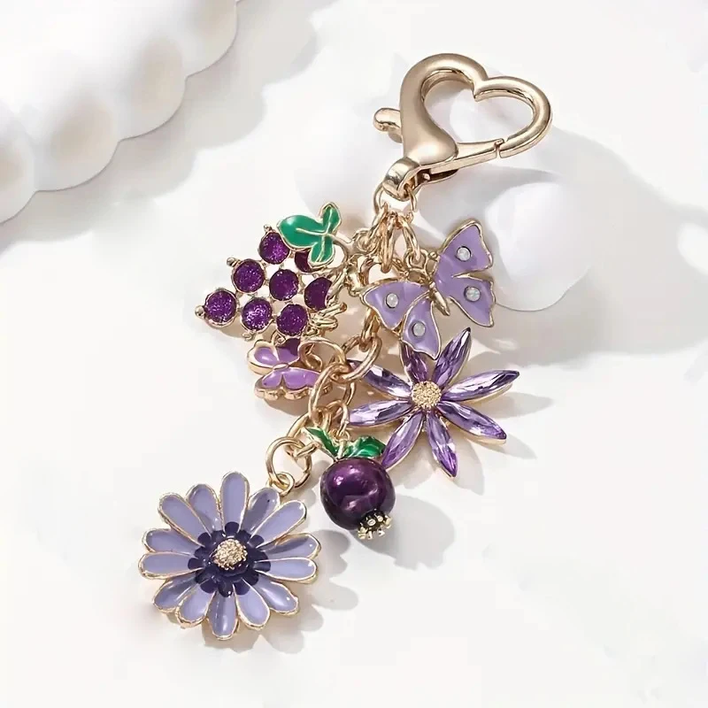 5 قطع المفاتيح الأرجواني زهرة العنب الرمان فراشة بالتنقيط النفط سلسلة لطيف اكسسوارات السيارات