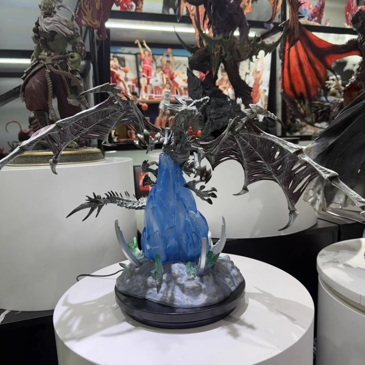 30cm World of Warcraft figures Frost Wyrm Sindragosa The Lich King Game figure PVC Statue Collectible Model Room Decor Toys Gift