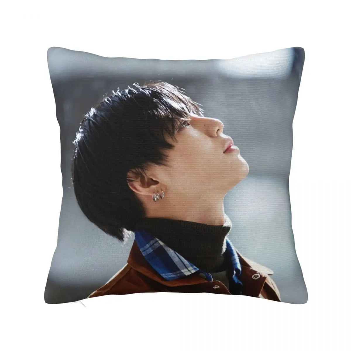 

Taemin Throw Pillow Rectangular Cushion Cover New year Custom Cushion Cushion Cover Luxury