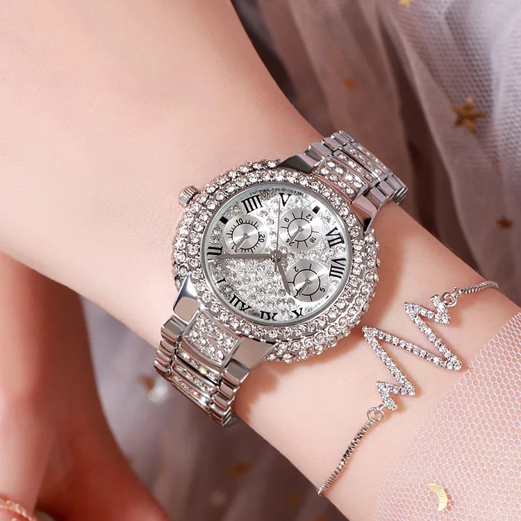 2025 new model, exquisite, new bracelet set, watch diamond, three-eye set full of diamond silver powder.