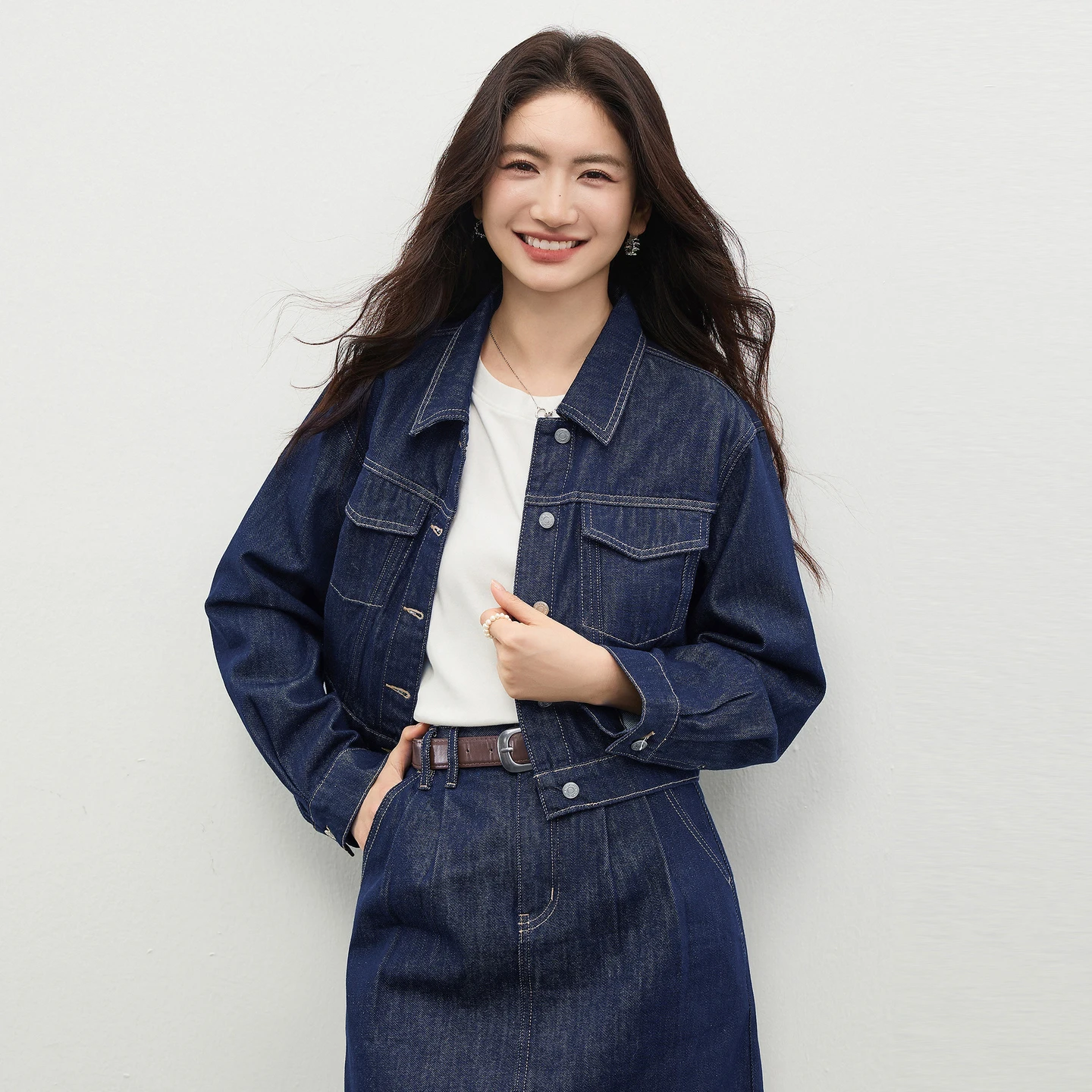 SENTUBILA Women's Lyocell Coats Single-breasted Lapel Collar Short Denim Jacket 2026 Spring Commute Simple Clothes W61WD6040