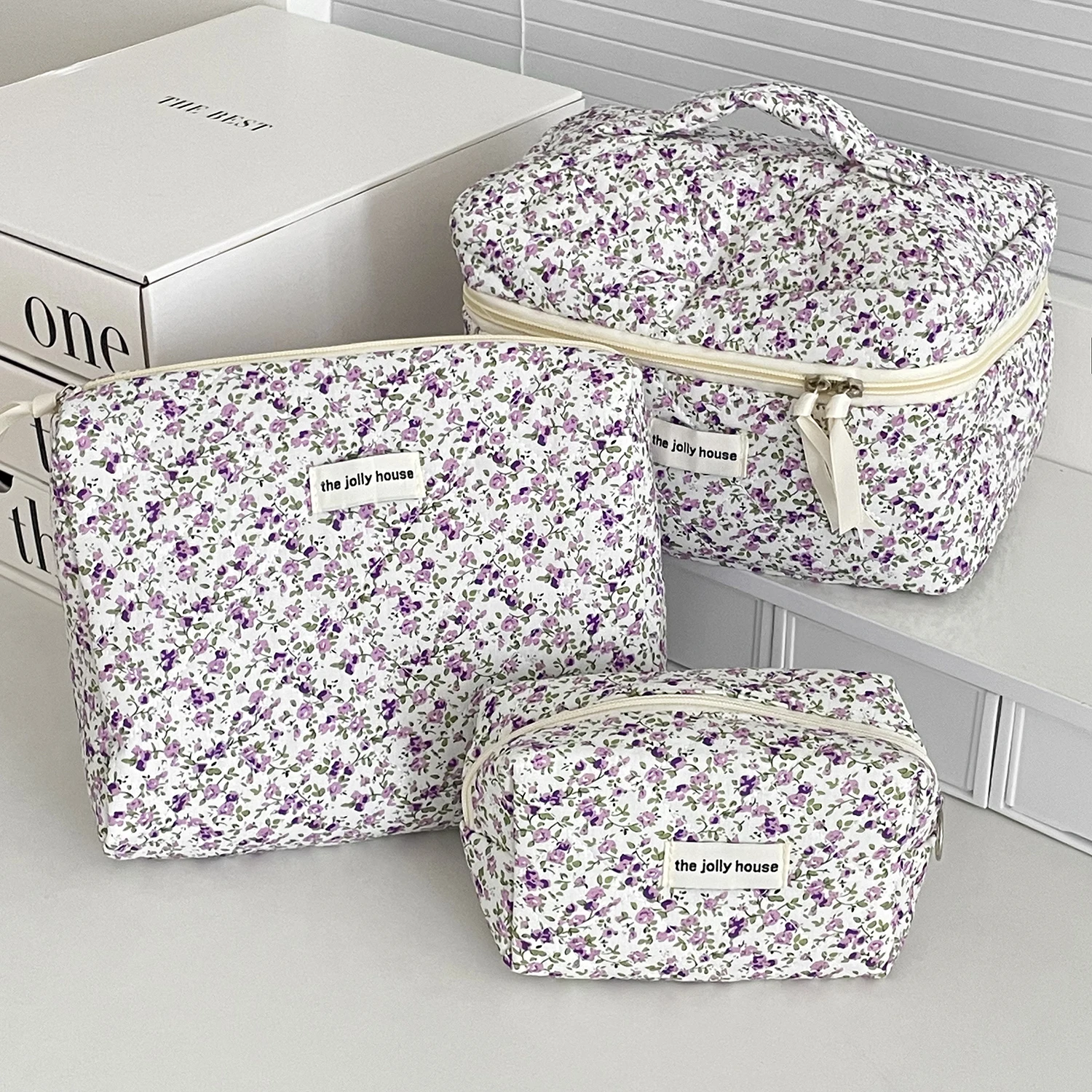 The Jelly Home-Cosmetic Bag Fabric Quilted, Multi Compartment Portable, Hold Makeup For Short Trip, Vintage Purple Floral Style
