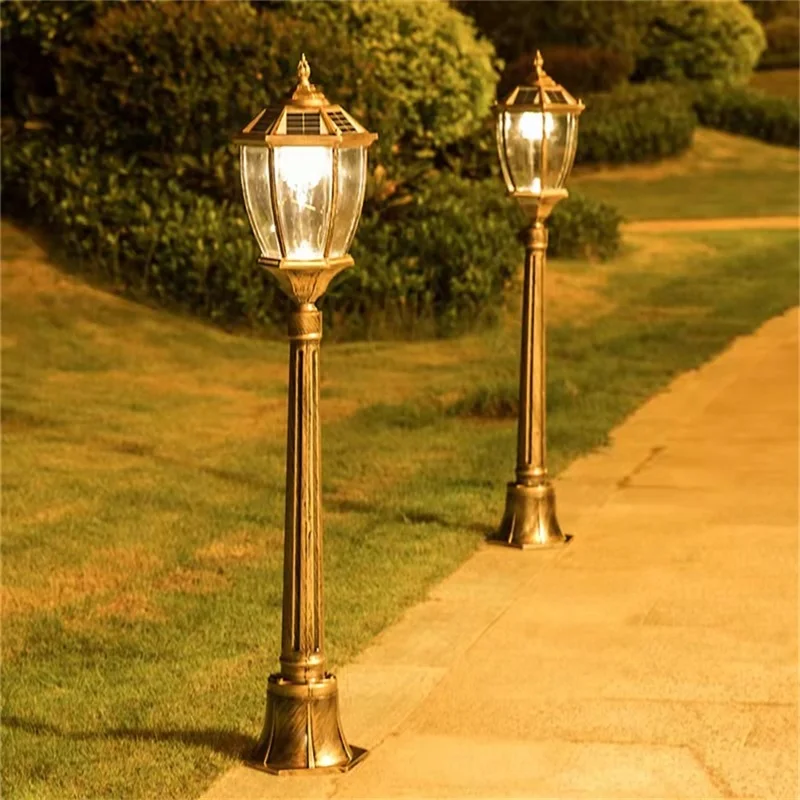 Liegeplatz im Freien Retro Solar Rasen Lampe Lichter klassische Bronze wasserdichtes Haus für Villa Weg Garten dekoration