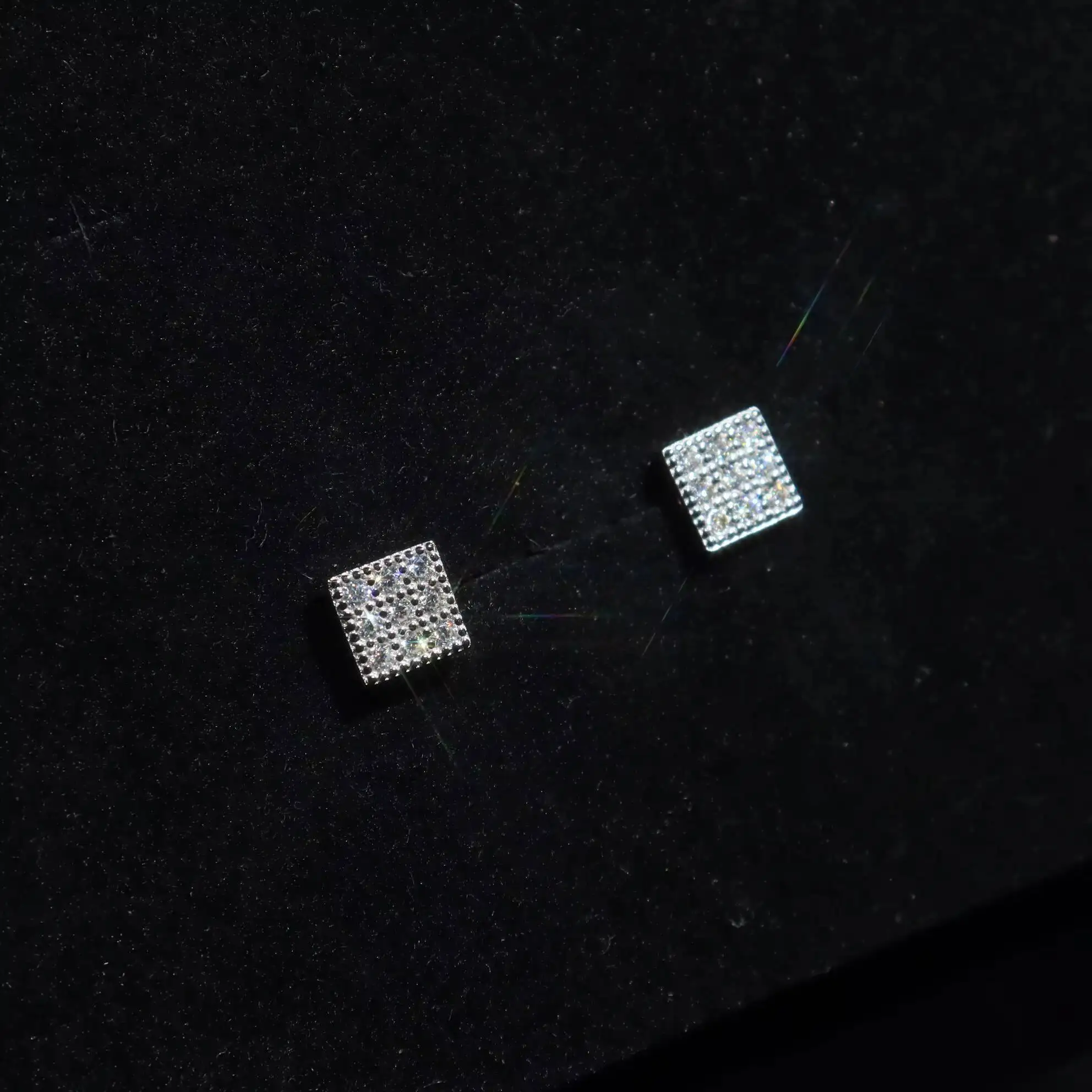

Fashion Iced Out Square Stud Moissanite Diamond Hip Hop S925 Sterling Silver Jewelry Earrings for Wedding Parties and Gifts