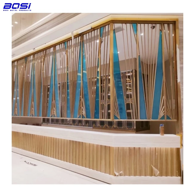 Customized Design Indoor/Outdoor Staircase Decorative Metal Partition Screen Wood Wall Panel Custom Aluminium Panel Garden