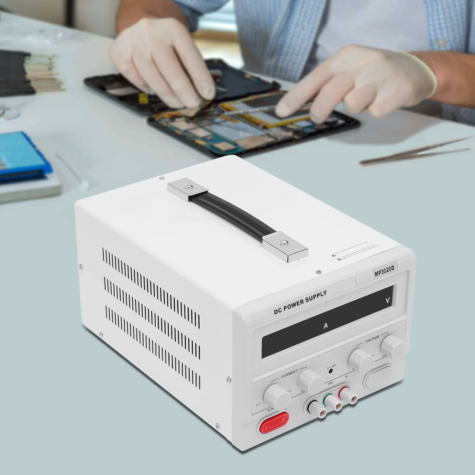 

Лаборатория источника питания постоянного тока 0–30 В Регулируемый источник питания 0–20 А Инструмент для тестирования старения со светодиодным дисплеем для двигателя постоянного тока DVD Audio