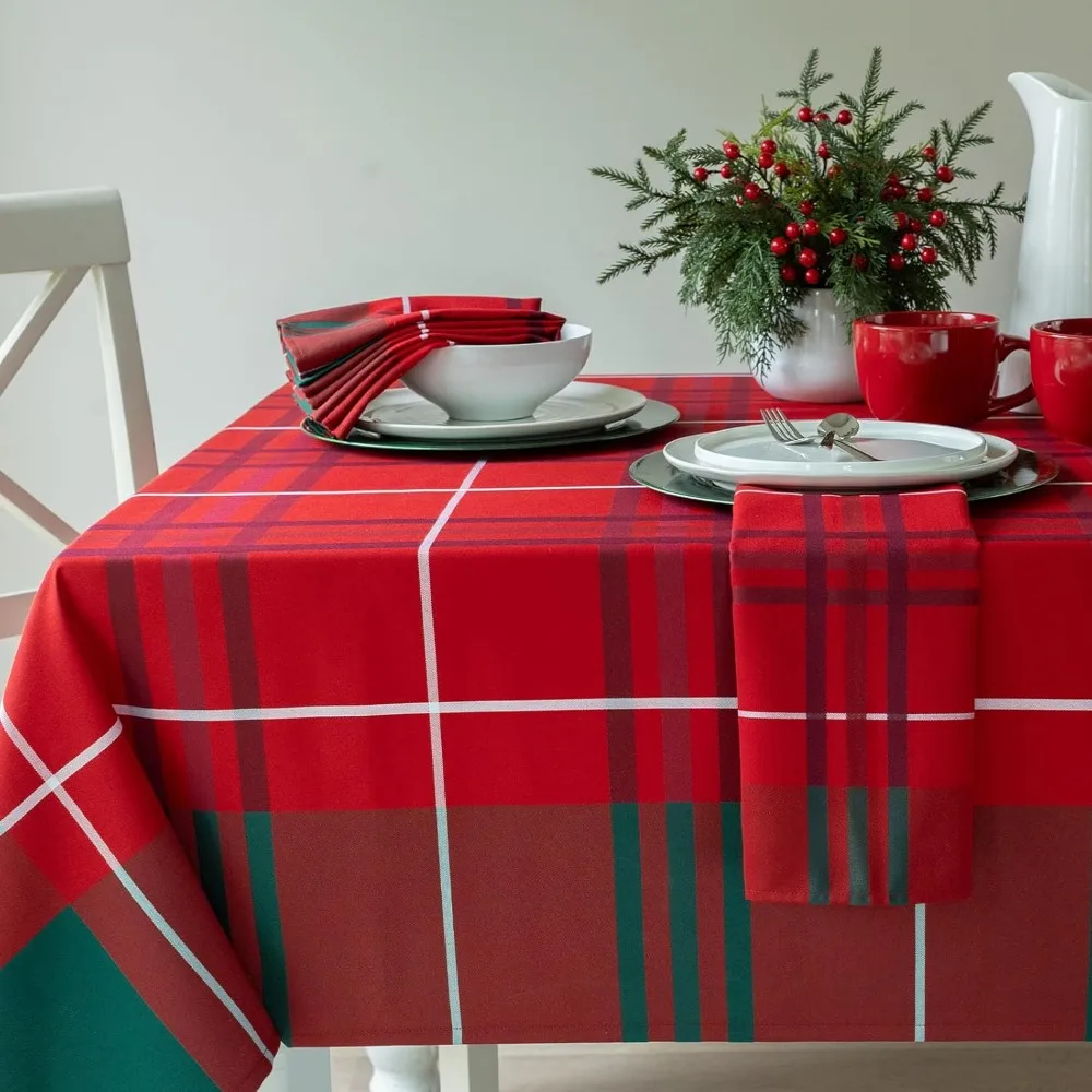 

Скатерть из тканой ткани Benson Mills Bristol в клетку для праздничных сезонов