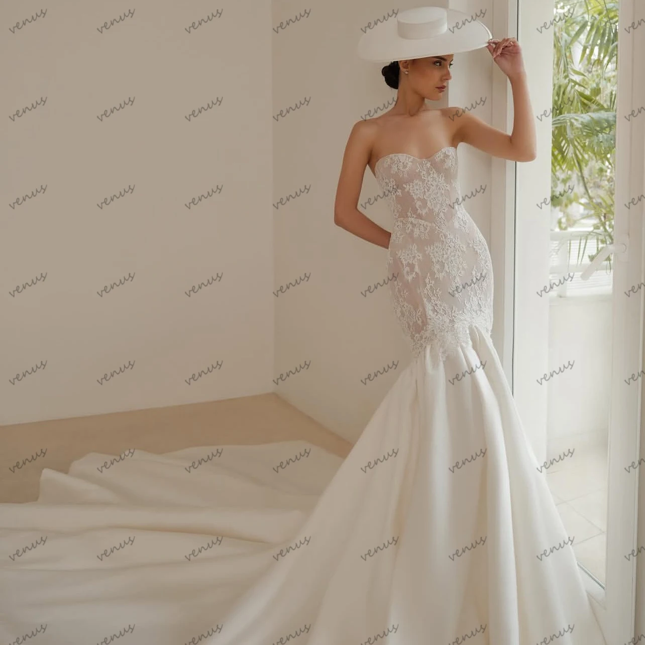 

Glamorous Wedding Dresses Satin Bridal Gowns Lace Appliques Strapless Backless Mermaid Classic Vestidos De Novia Customized 2025