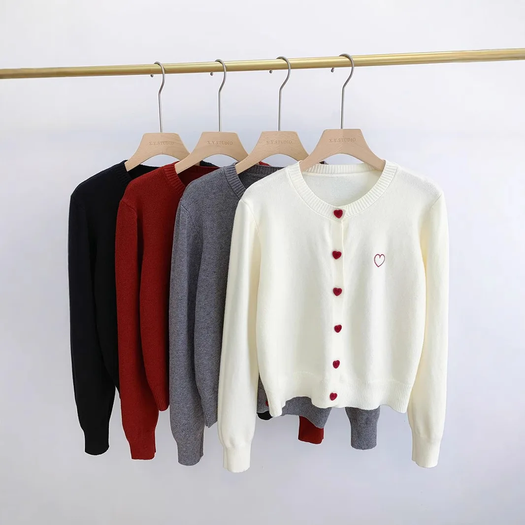 

Autumn Love Embroidered Knitted Cardigan for Women Round Neck Heart Button Sweater Korean Casual Solid Color Knitting Top