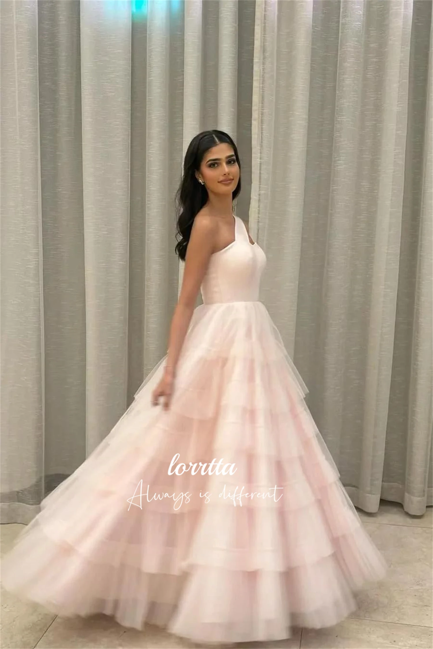 Loretta Maßgeschneidertes Partykleid für Hochzeitskleider, Hochzeitskleid, lange Ballkleider 2025, elegante Kleider, Abendkleid für Damen