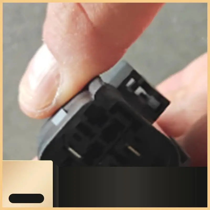 

AP03 Car Radiator Fan Control Module 17117525508 For BMW E46 316I 318I 17117561757 17117510617 1137328080-N30R