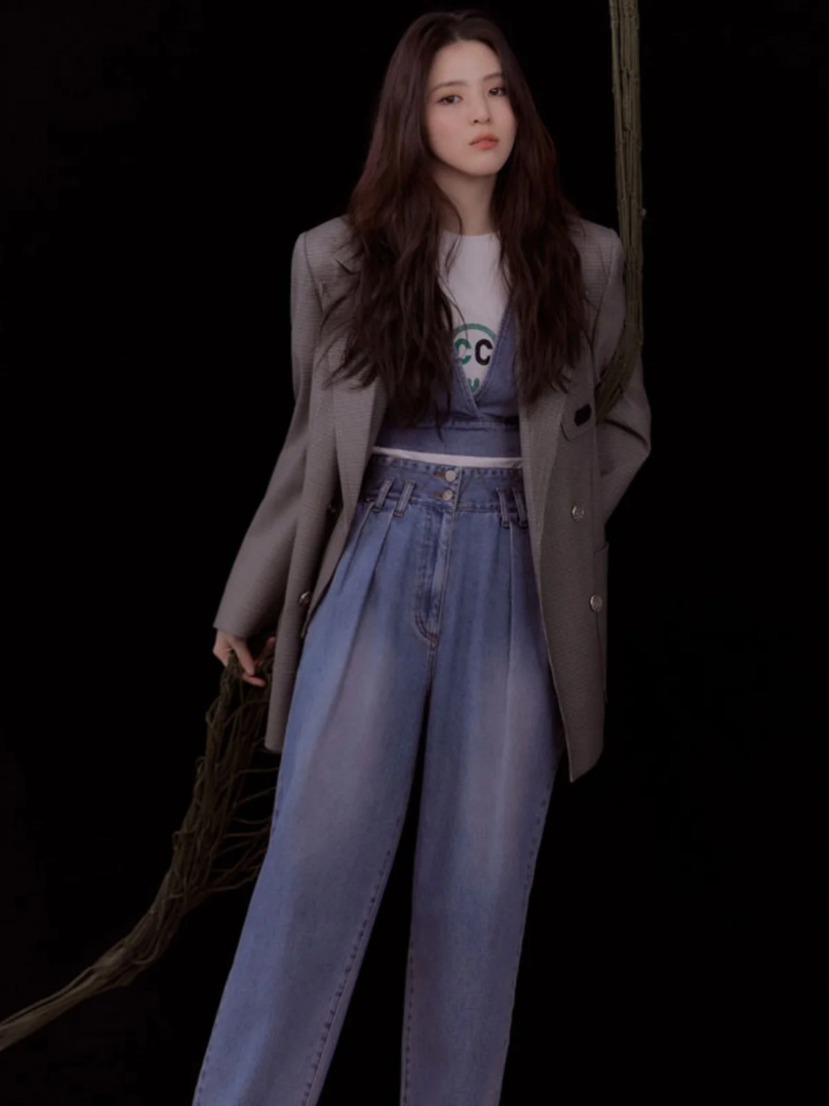 

Spring New High Waist Denim Jeans Embroidered Korean Sle Poster Model Cowgirl Version Ladies Faion Light Blue Jeans