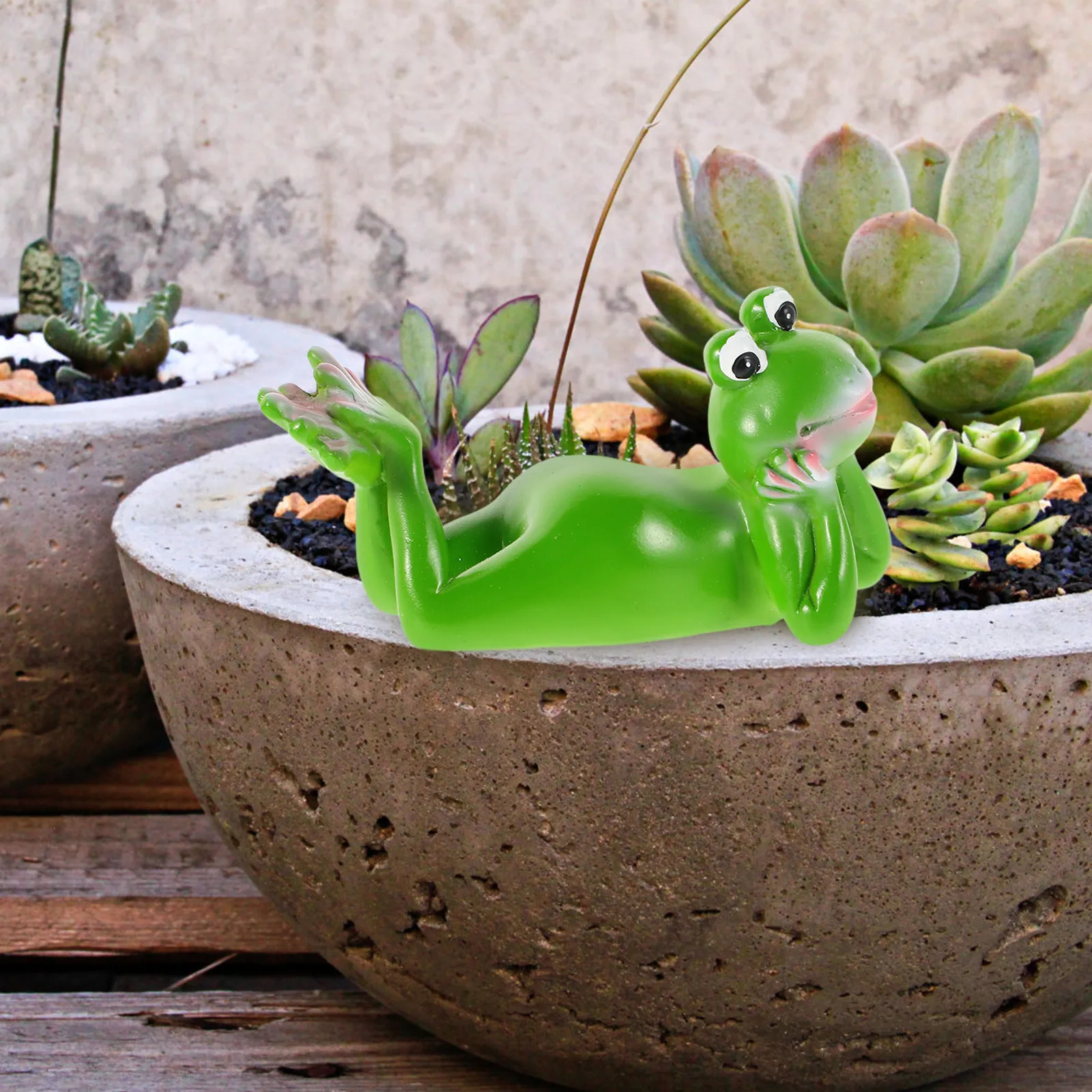 

Small Resin Frog Garden Decoration Cute Animal Sculpture Hanging Ornament for Bonsai Flower Pot Desk Indoor Outdoor Decor