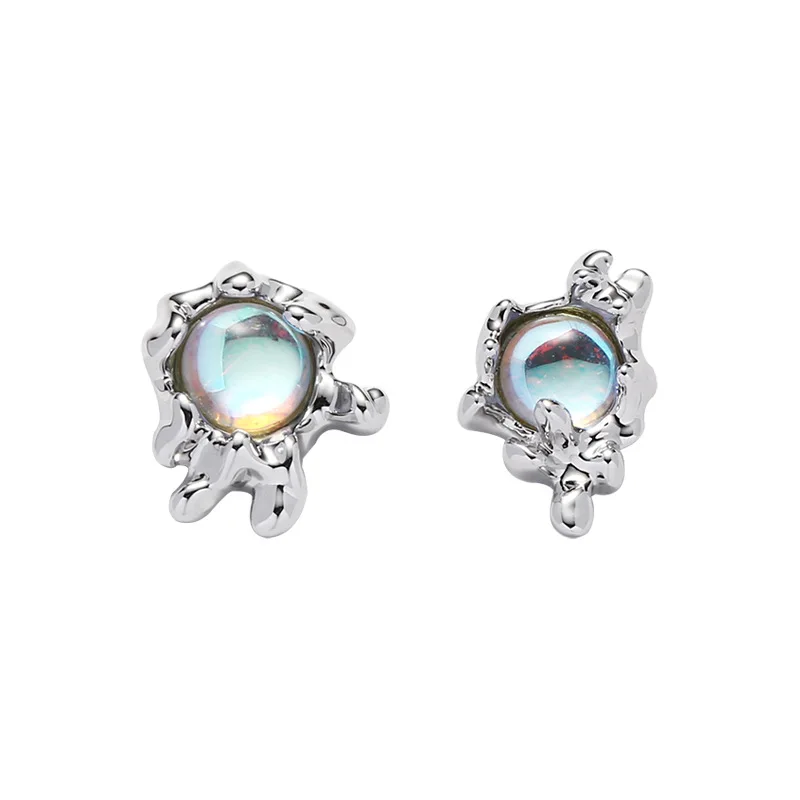 Light luxury niche fashion versatile and exquisite high -level sensor original design moonlight stone earrings