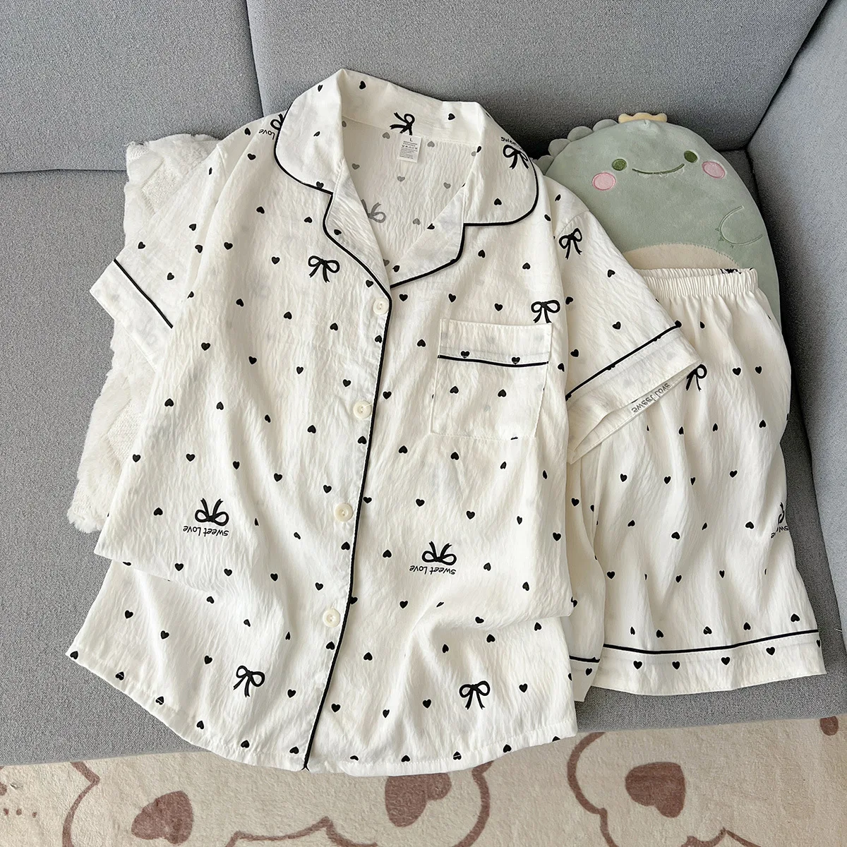 Summer Short Sleeved Pajamas for Women Comfortable Popular Short Shorts for Outerwear Student Sleepwear Homewear Girl Loungewear