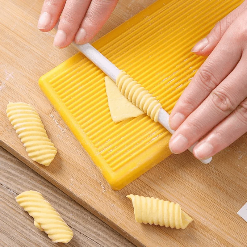 Handheld Gnocchi Pasta Board Set Bright-colored Pasta Press Non-stick ABS Utility Combo Cookware Supplies
