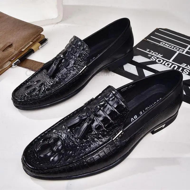 HKDQ Genuine Leather Mens Loafers Handmade Crocodile Print Wedding Party Casual Tassel Dress Shoe Summer Autumn Footwear For Men