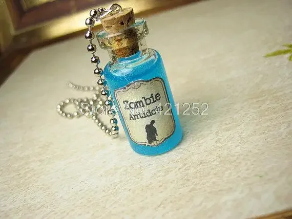 12pcs/lot Zombie Antidote Necklace Dead Virus Charm Cork Glass Bottle Pendant Jewelry