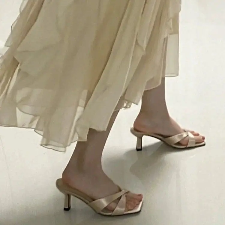 Shoes Woman 2025 Med Thin Heels Heeled Mules Slippers Casual Square Toe Pantofle Low Cross-Tied High Luxury New Denim Summer Fab