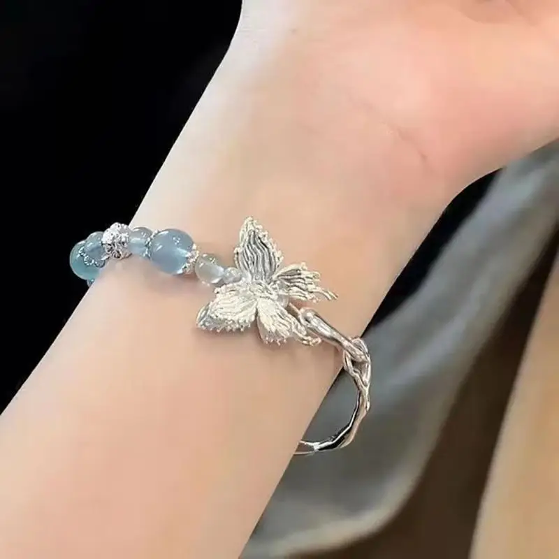 Handmade Chinese Feng Shui Good Luck Bracelet Silver Butterfly Pendant Beaded Jewelry for Mother's Day Gift for Mom