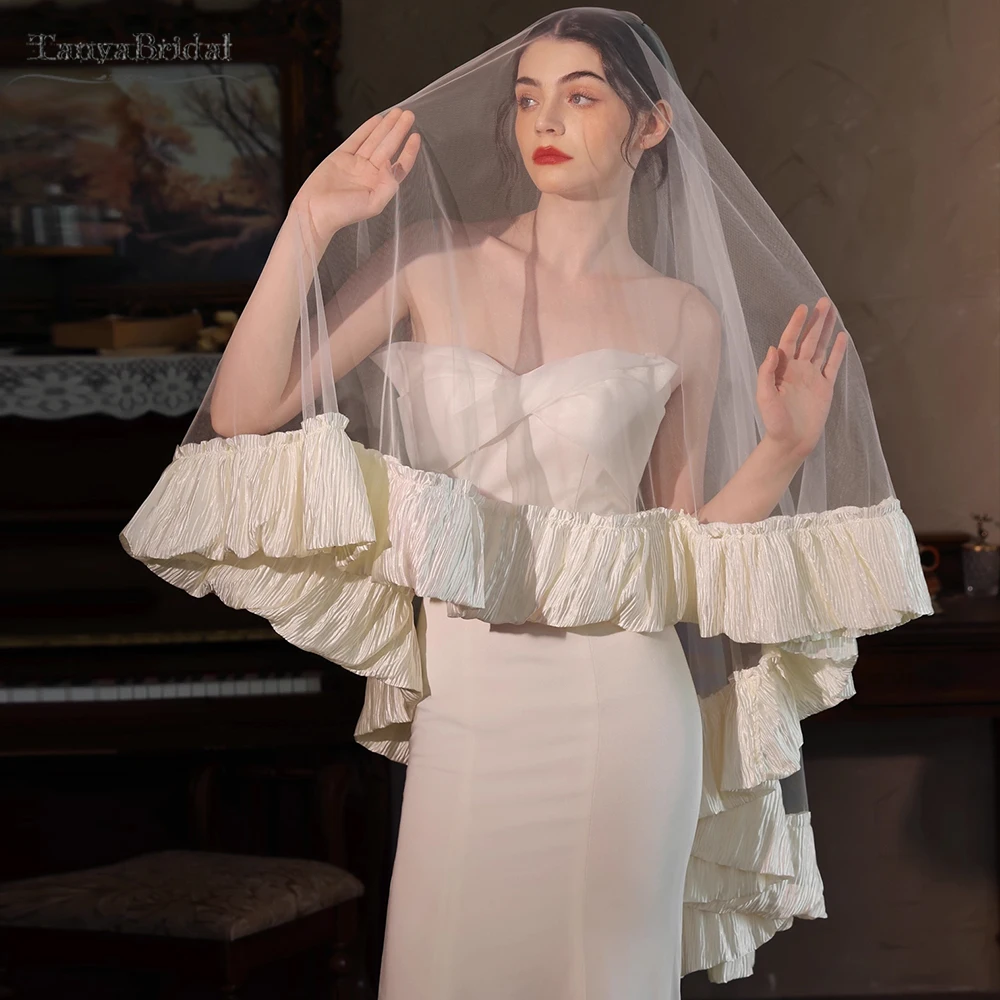 One Layer Tulle Wedding Veils with Luxury Ruffles Edge ,Bridal Veil without comb   DV068