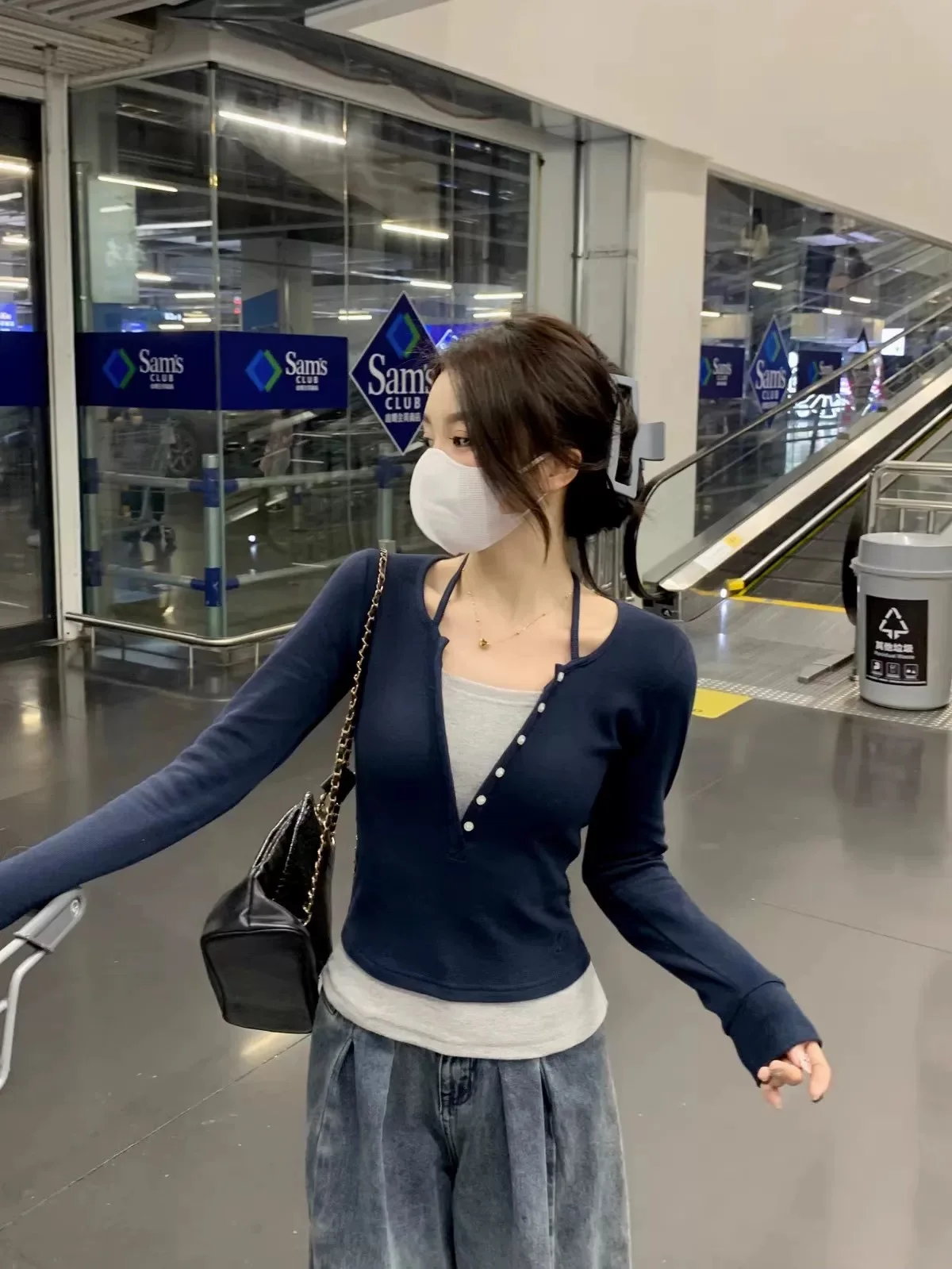 

Женские футболки с вставками: облегающие, мягкие, нежные, шикарные, универсальные, в стиле Y2K, для повседневной носки, в стиле High Street, для студенток, эстетичные, укороченные топы