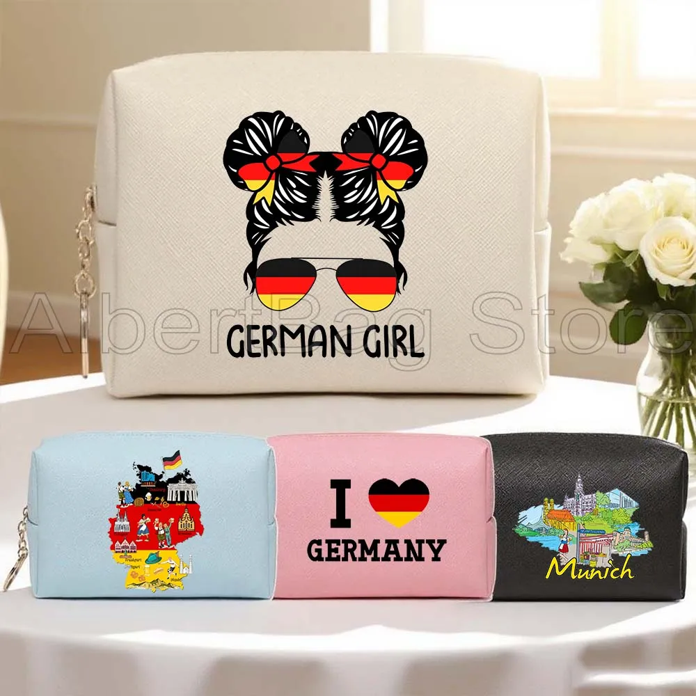 

Berlin Munich Skyline Germany Map Flag German Girl Landmarks PU Leather Cute Cosmetic Bag Makeup Waterproof Toiletry Storage Bag
