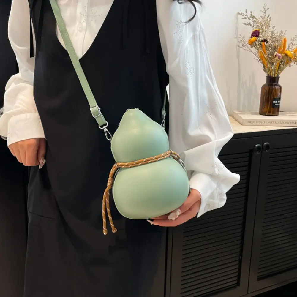 

Creative Designer Gourd Shoulder Bag Tai Chi Casual Cross Body Bag Leisure Chinese Style Gourd Zipper Bag Men Women