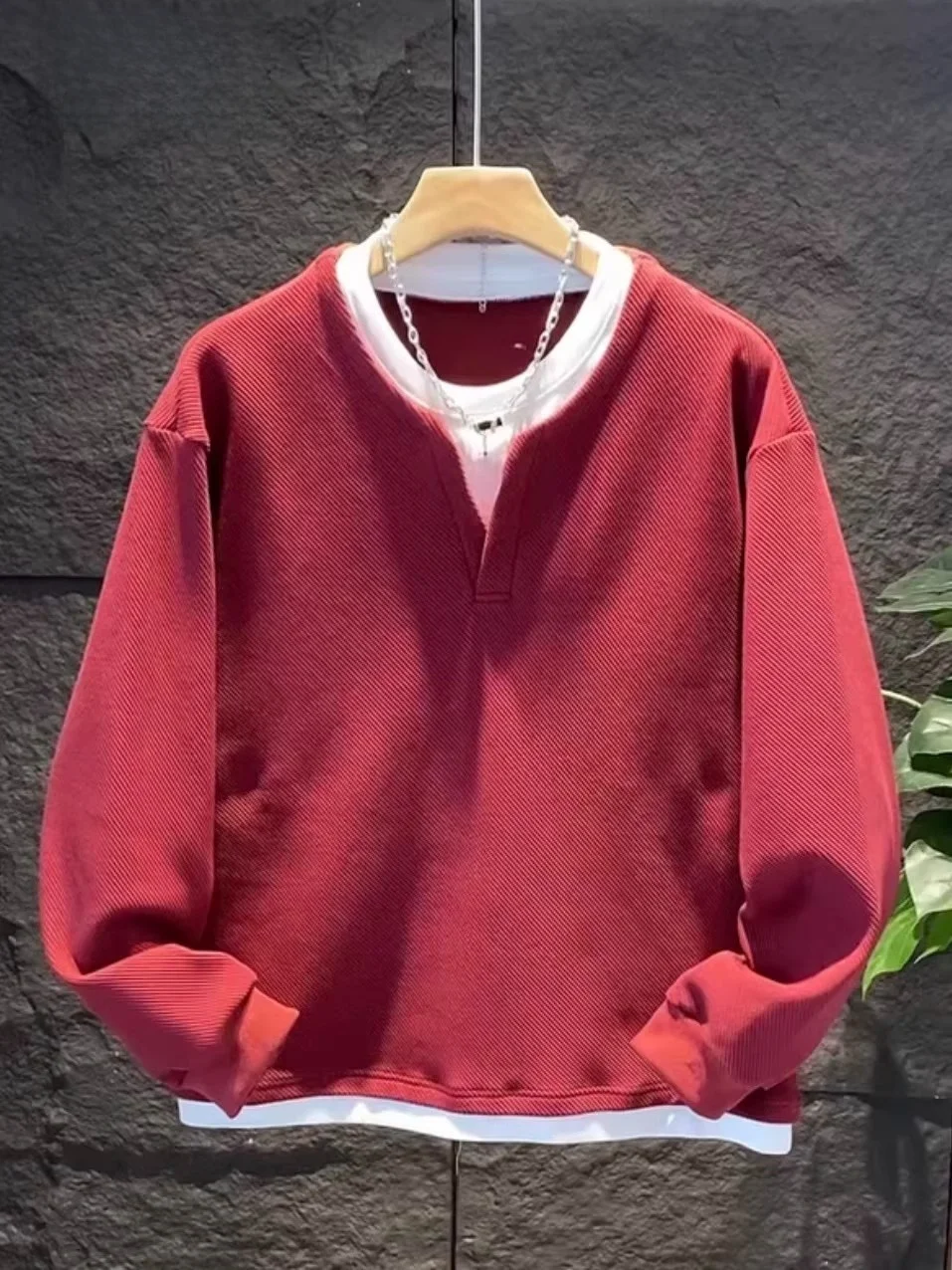 

Высококачественная красная мужская толстовка с капюшоном, имитирующая двухслойную, с длинным рукавом, на флисовой подкладке, базовый слой, повседневный городской стиль, удобная посадка